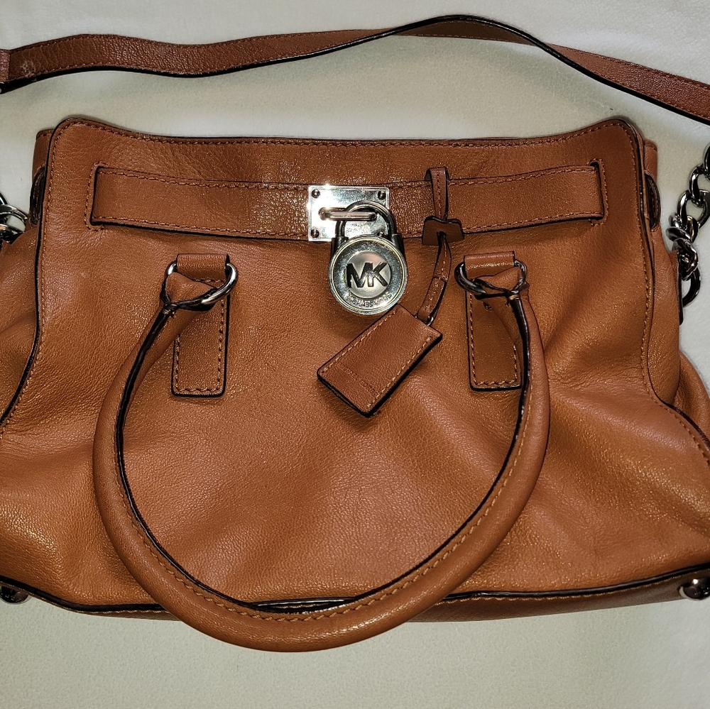 Micheal Kors Shoulder Bag